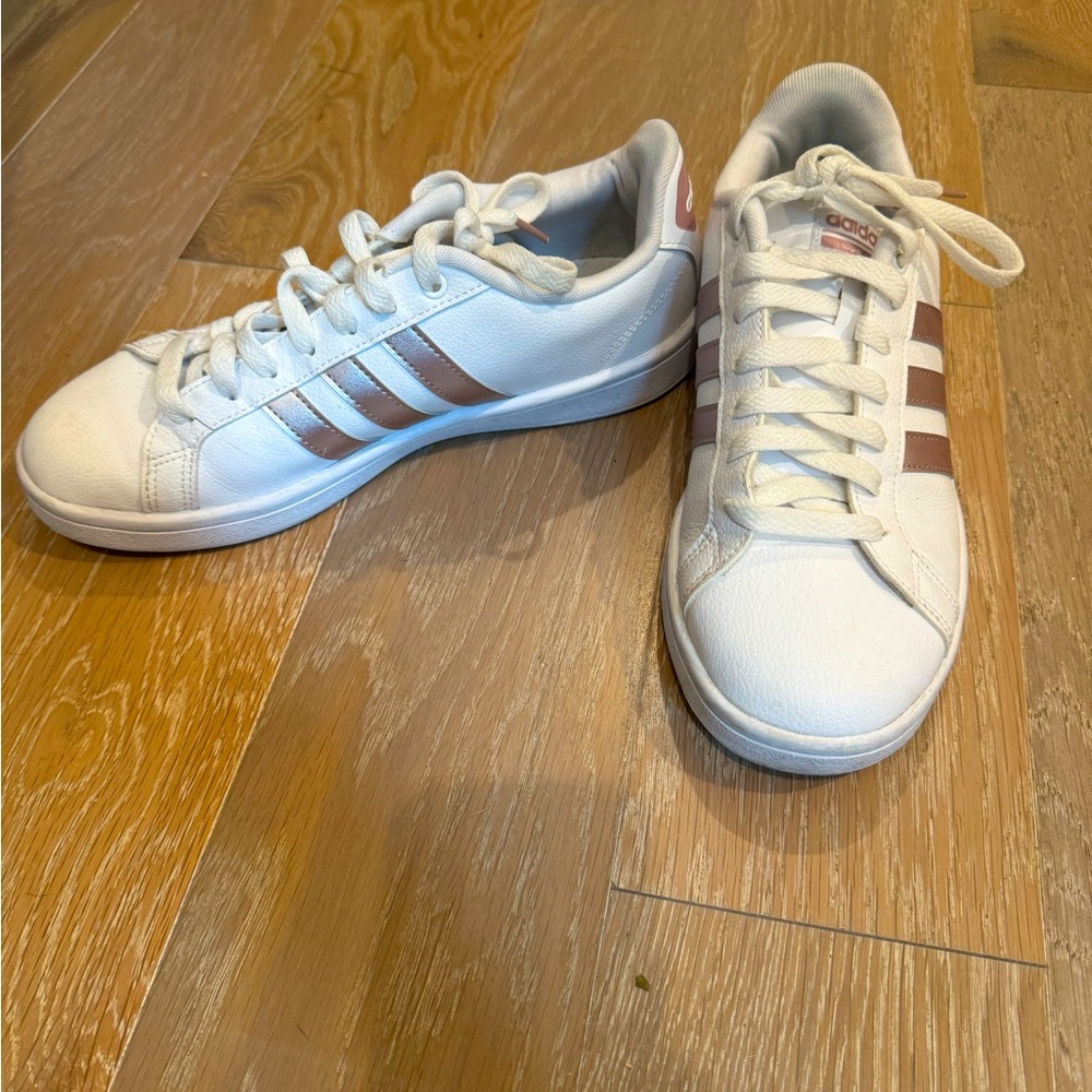 Rose gold Adidas grand court cloud foam